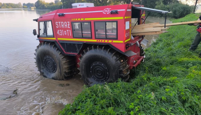 Strażacki SHERP ruszył do akcji. "Sprawdza się"