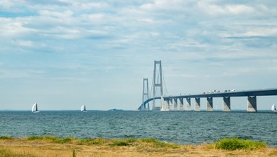 Uszkodzony statek z wybuchowym ładunkiem płynie w kierunku Bałtyku