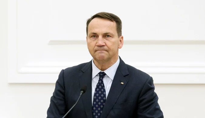 Radosław Sikorski oburzony po wywiadzie. Chodzi o jego żonę