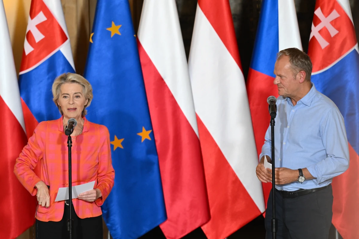 Szefowa KE Ursula von der Leyen przekazała, że kraje dotknięte powodzią będą mogły wykorzystać 10 mld euro z Funduszu Spójności. Dodała, że to będzie stuprocentowe finansowanie, ponieważ "czas jest wyjątkowy i działania muszą być wyjątkowe".