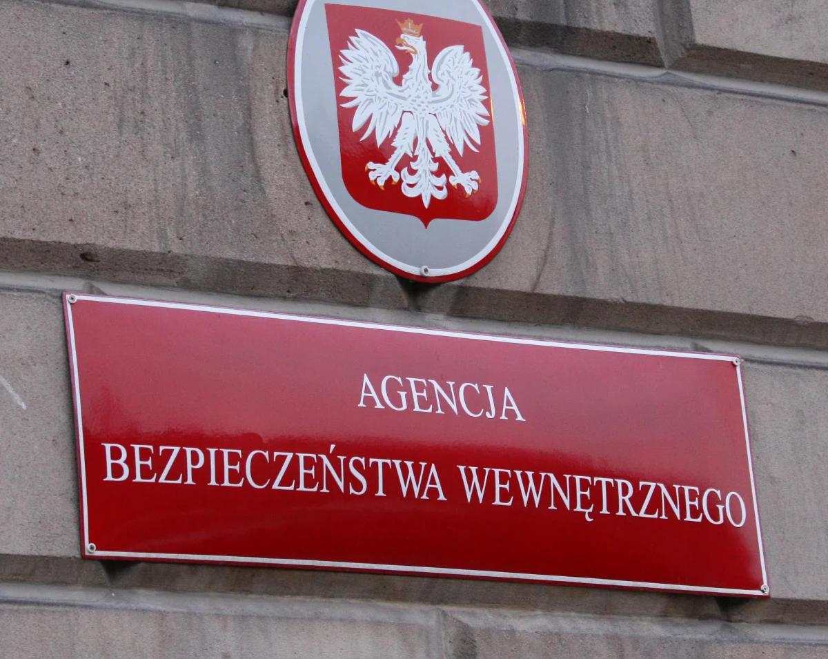 Były prawnik rosyjskiego oligarchy Borysa Bieriezowskiego Anatolij B. został zatrzymany i aresztowany w Polsce. Takie informacje podawane przez niezależne rosyjskie portale potwierdziła reporterowi RMF FM Prokuratura Krajowa.
