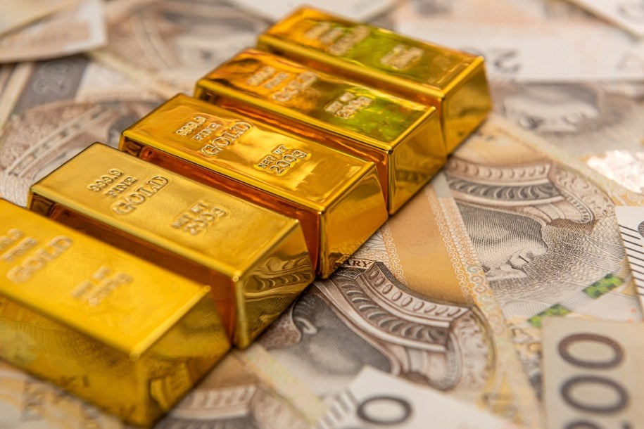 Złoto bije kolejne rekordy. Cena w złotówkach już pięciocyfrowa