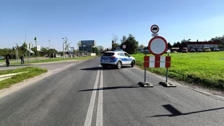 Rośnie fala na Odrze. "Ruch całkowicie wstrzymany"