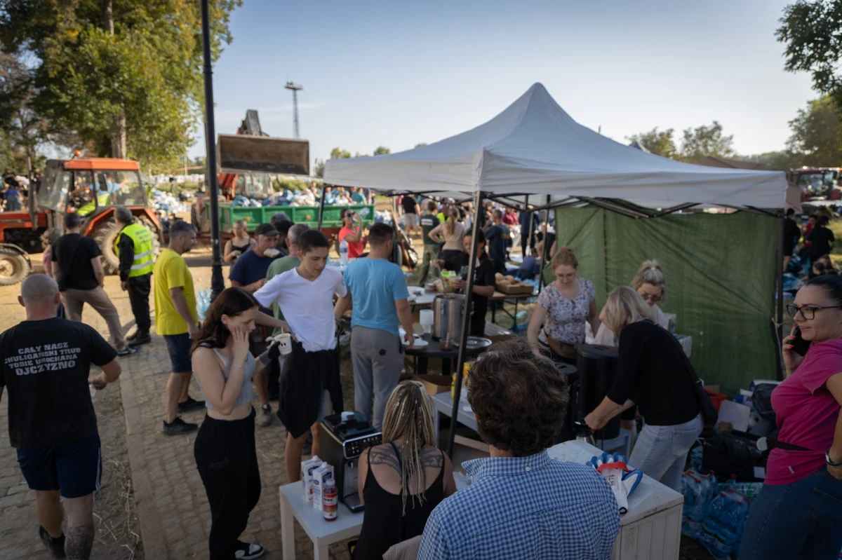 Dobre wiadomości z Brzegu Dolnego. Woda w Odrze przestaje się podnosić i według prognoz nie powinna zalać miasta. 