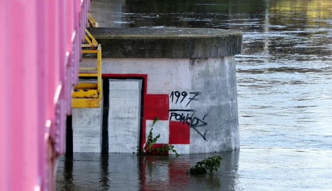 Wezwania do ewakuacji w kilku miejscowościach. "Sytuacja jest trudna"