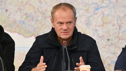 Tusk o "komentarzach w mediach" i "szczuciu PiS"