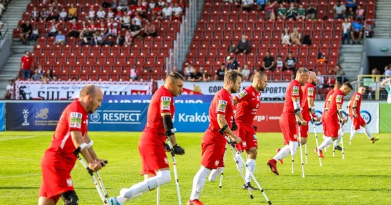 Wisła Kraków wygrała finałowy turniej Ligi Mistrzów w amp futbolu. "Biała Gwiazda" pokonała hiszpański CD Flamencos Amputados Sur 2:1 (1:0) we włoskim Sassuolo.