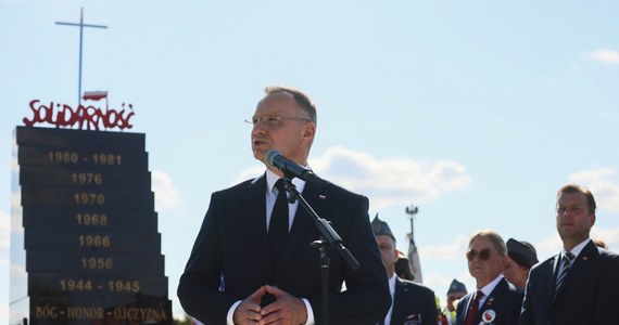 Prezydent Andrzej Duda zwrócił się w Doylestown w Pensylwanii do Polaków, by brali udział w amerykańskich wyborach. "Czyńcie wszystko, by środowisko Polaków w USA było środowiskiem absolutnie niepomijalnym" - zaapelował.