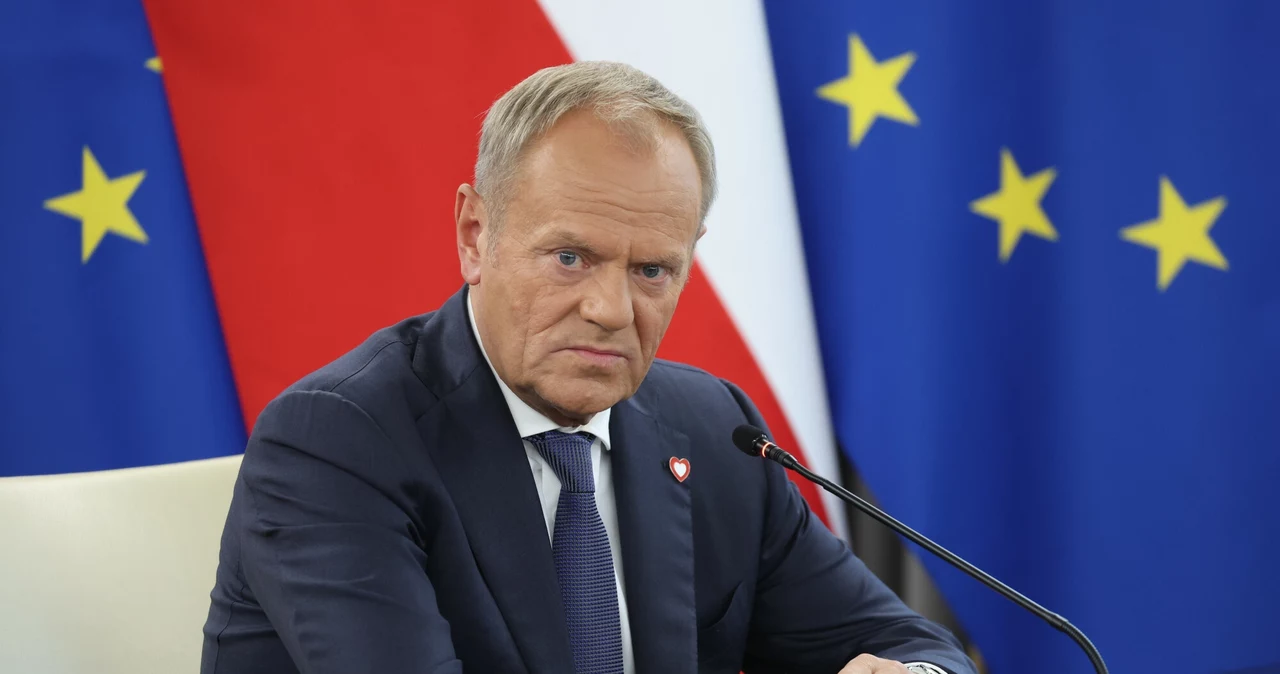 Afera wizowa. Donald Tusk reaguje na raport NIK