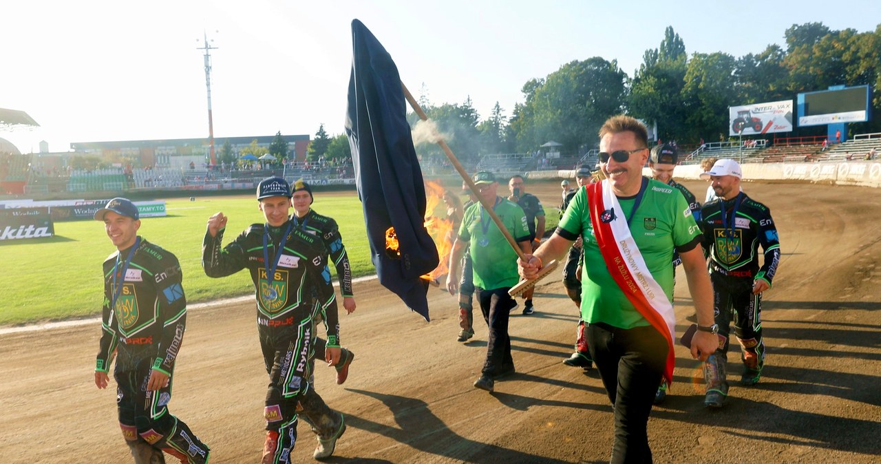 Żużel, zuzel, wyniki na żywo, extraliga, grand prix, Gollob, unia tarnów 12-krotny mistrz Polski rusza na zakupy. 17 milionów w portfelu