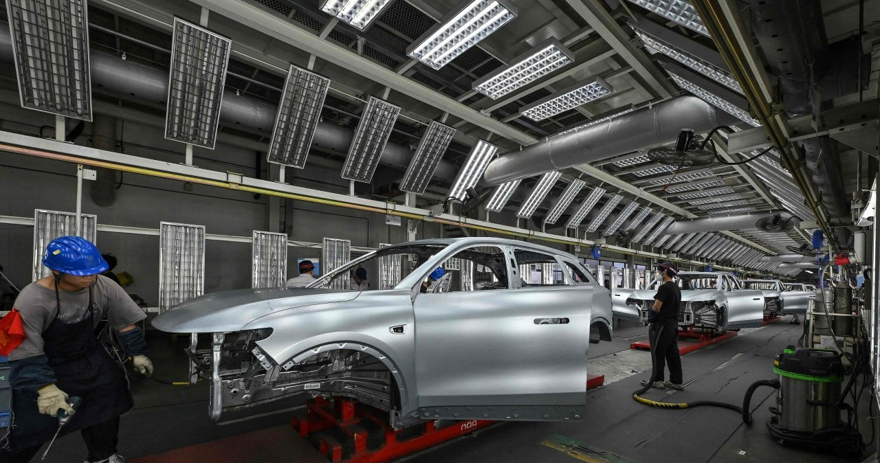 Zwolnili już 10 tys. pracowników. Kłopoty Stellantisa we Włoszech