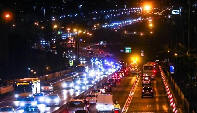 Wypadek na Trasie Łazienkowskiej. Nowe fakty o rannej 20-latce