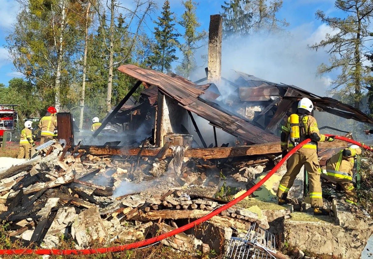 W budynku jednorodzinnym w Sojczynie Borowym (woj. podlaskie) wybuchł gaz. Zginęła jedna osoba - właściciel domu.