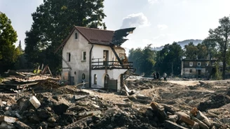 Z tą powodzią mogliśmy wygrać. Dane odzierają ze złudzeń