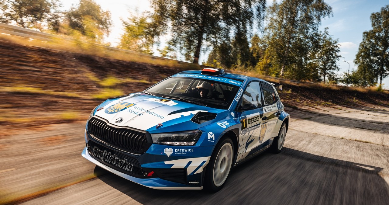 wiadomości,aktualności,Interia Koniec ceremonii, czas na prawdziwe ściganie. Oto plan Rajdu Śląska na sobotę