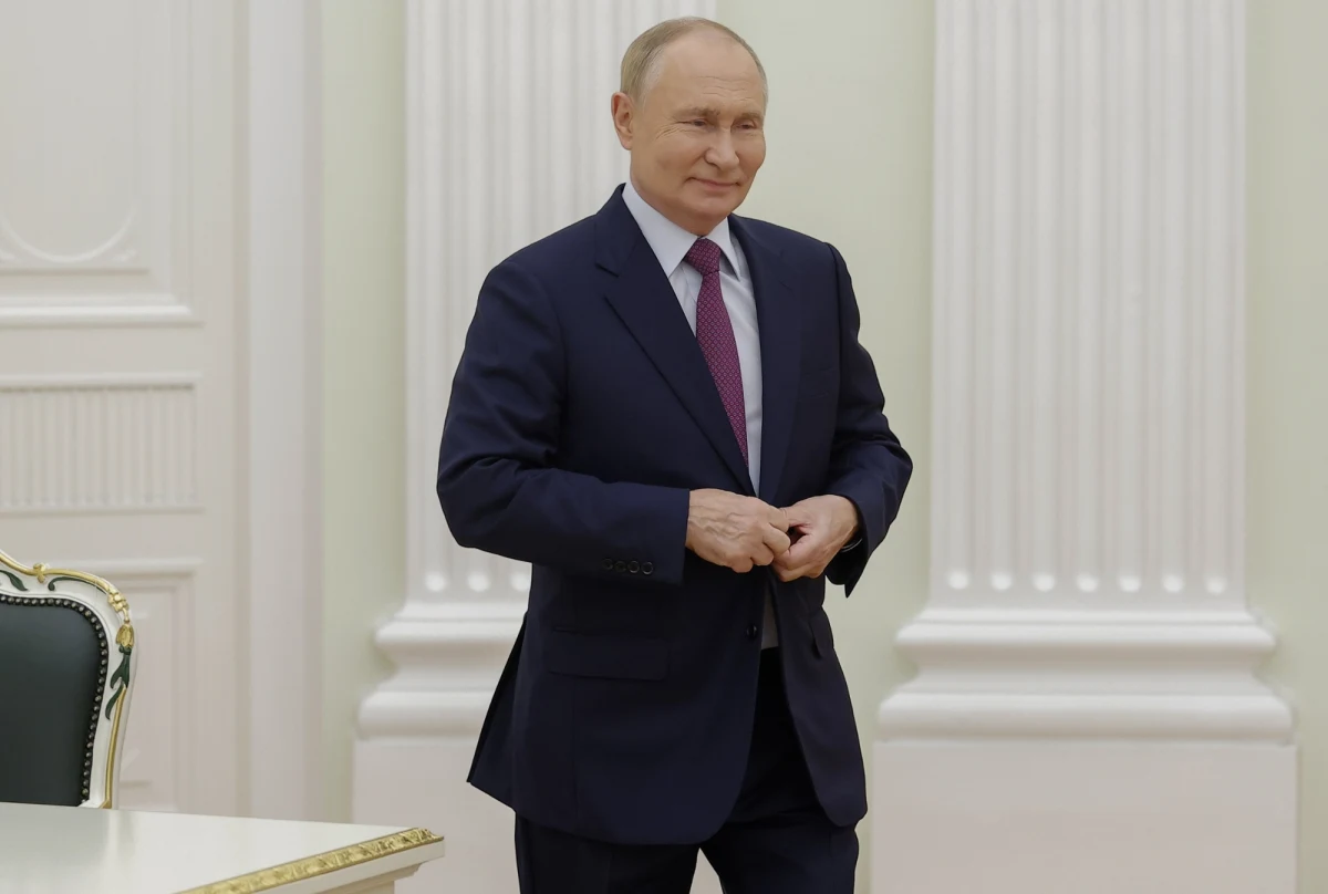 Rosyjski przywódca Władimir Putin znów zagroził Zachodowi użyciem broni atomowej. Podczas posiedzenia Rady Bezpieczeństwa Rosji mówił o propozycjach zmian w rosyjskiej doktrynie nuklearnej, które zakładają m.in. odpowiedź bronią jądrową nawet na konwencjonalny atak z zewnątrz.