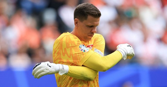 Wojciech Szczęsny w najbliższych dniach podpisze sensacyjny kontrakt z FC Barcelona. Polski bramkarz rozpoczął już okres przygotowawczy w Marbelii na południu Hiszpanii - informuje kataloński "Sport".