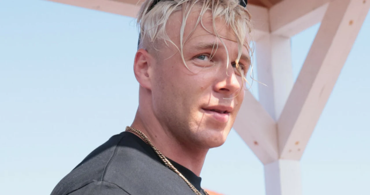 Skolim nie rzucał słów na wiatr. Otworzył własną stację, ceny zaskakują