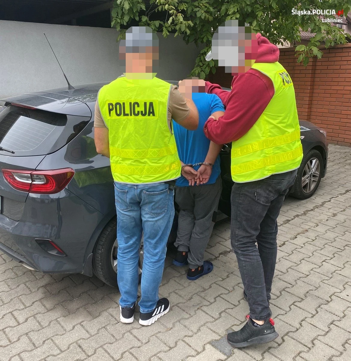 Policjanci zatrzymali 33-latka z Lublińca (Śląskie), który założył fałszywą zbiórkę pieniędzy dla powodzian. Ponieważ jego rodzinne miasto nie ucierpiało, gdy nadeszła wielka woda, jego wpisy zainteresowały funkcjonariuszy, zajmujących się zwalczaniem cyberprzestępczości.      