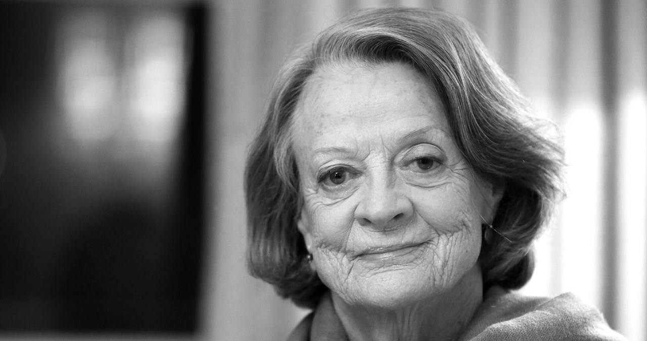 Do mediów dotarła smutna wiadomość o śmierci Maggie Smith. Legendarna brytyjska aktorka filmowa, serialowa i teatralna zmarła w wieku 89 lat. Informację przekazała jej rodzina. "Odeszła w spokoju w szpitalu" - czytamy w oświadczeniu.