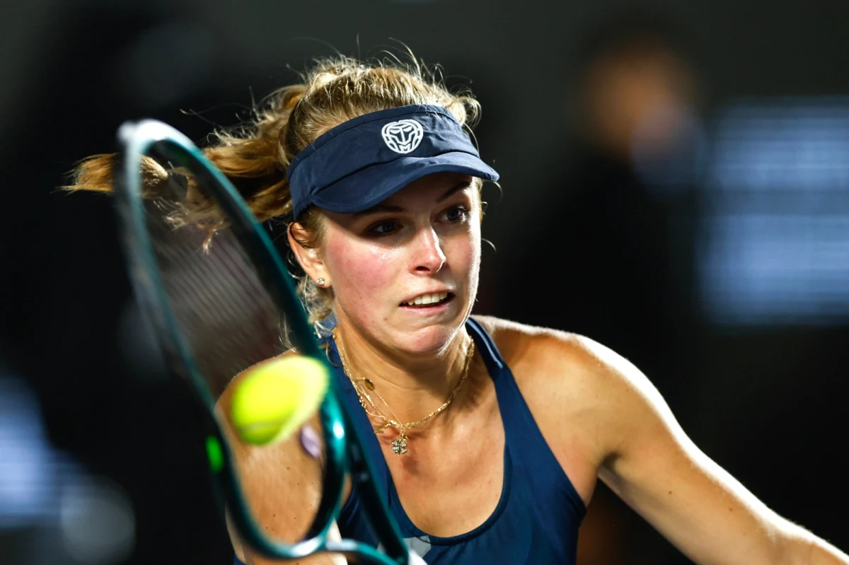 ​Rozstawiona z numerem 23. Magdalena Fręch wygrała z amerykańską kwalifikantką Alycią Parks 6:4, 5:7, 6:4 w 2. rundzie tenisowego turnieju WTA 1000 na twardych kortach w Pekinie. W 1. Polka miała wolny los. W 1/16 finału zagra z Rosjanką Dianą Sznajder (nr 12.).