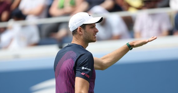 ​Hubert Hurkacz, ósmy w światowym rankingu tenisistów, nie wystąpi w rozpoczynającym się 2 października turnieju ATP Masters 1000 w Szanghaju. Wrocławianin wygrał ubiegłoroczną edycję, więc absencja w tym roku będzie oznaczać duży spadek na światowej liście.