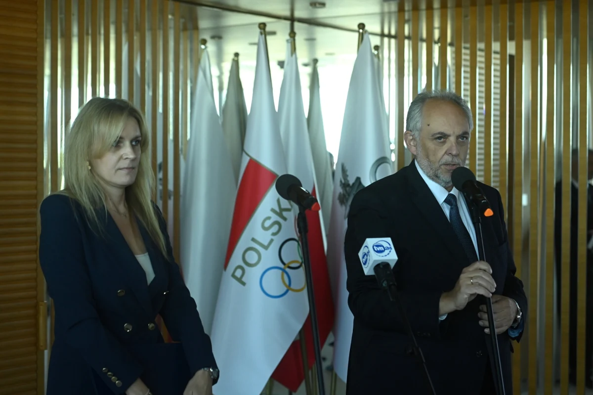 Polski Komitet Olimpijski zapowiada złożenie pozwu sądowego w sprawie naruszenia dóbr osobistych prezesa Radosława Piesiewicza. Powodem są krytyczne komentarze pod adresem tej instytucji, m.in. ze strony ministra sportu i turystyki Sławomira Nitrasa.