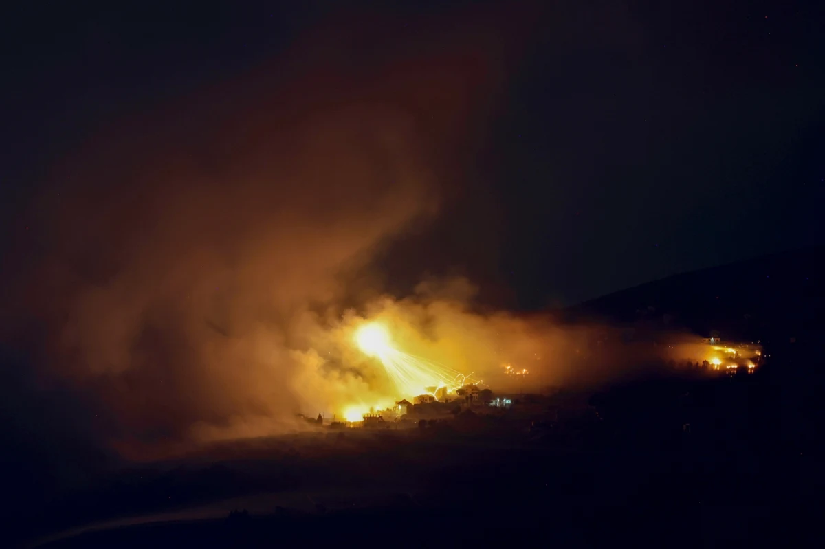 Izraelska armia rozpoczęła wieczorem "ograniczone i ukierunkowane" działania lądowe przeciwko celom terrorystycznego Hezbollahu na południu Libanu - poinformowano w wydanym w nocy komunikacie sił zbrojnych.