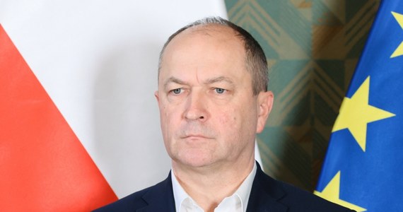 Gościem Porannej rozmowy w RMF FM będzie Henryk Kiepura, wiceminister edukacji narodowej. Porozmawiamy m.in. o interwencji resortu w sprawie alko-tubek, które wyglądają jak musy dla dzieci. Zapytamy też o to, czy dojdzie do zaostrzenia przepisów po śmierci 16-letniej Julii z Lubina, która ze względu na hejt ze strony rówieśników popełniła samobójstwo.