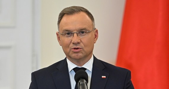 Prezydent Andrzej Duda ocenił, że próba usunięcia Dariusza Barskiego ze stanowiska prokuratora krajowego była prawnie bezskuteczna, a powoływanie pseudo-prokuratora krajowego Dariusza Korneluka odbyło się w sposób całkowicie niezgodny z prawem. Dodał, że kancelaria rozważa jakimi metodami przywrócić praworządność.