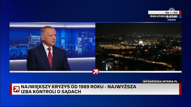 We wtorek NIK opublikowała raport, w którym uznano m.in., że polski wymiar sprawiedliwości jest w największym kryzysie od 1989 roku. Jak w "Gościu Wydarzeń" mówił Marian Banaś, w ciągu ostatnich 10 lat podejmowano próby zreformowania i usprawnienia sądownictwa, lecz to się nie udało. Podkreślił, iż nakłady na sądownictwo zwiększyły się z 6 mld do 12,5 mld złotych, ale obywatele nadal czekają bardzo długo na orzeczenie - nawet kilka lat. Przytoczył w tym kontekście art. 45 konstytucji mówiący o prawie do rozpatrywania spraw w sądach "bez zbędnej zwłoki". - Sprawy w sądach rejonowych rozpatrywane są jeszcze dłużej. Działania podejmowane permanentnie, ale doraźnie, nie sprawiły, że sądy funkcjonują dużo lepiej - uznał. Jak dodał Banaś, "nie wprowadzono reformy systemowej", a ponadto "nie zdiagnozowano dokładnie, co należy zrobić", aby sędziowie i sądy nie byli obciążeni tak, jak dotychczas. - (Niektóre) sądy rejonowe mają 10 tys. spraw, a w wielkich aglomeracjach - 300 tys. Obciążenie sędziów jest nierównomierne - ocenił.