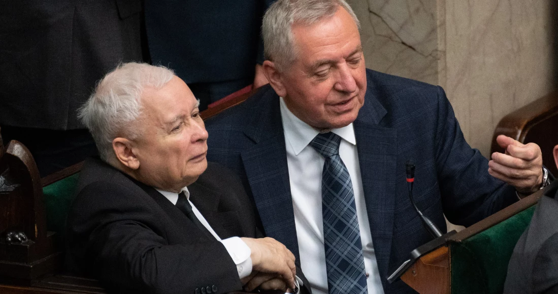 Prezes PiS Jarosław Kaczyński i poseł oraz skarbnik tej partii Henryk Kowalczyk