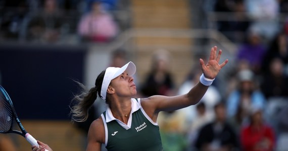 Magda Linette odpadła w 1/8 finału turnieju WTA 1000 na twardych kortach w Pekinie. Polska tenisistka przegrała z Rosjanką Mirrą Andriejewą 1:6, 3:6. Mecz trwał godzinę i 14 minut.