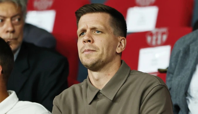 Szczęsny wolał ich towarzystwo niż rówieśników. W takich warunkach dorastał