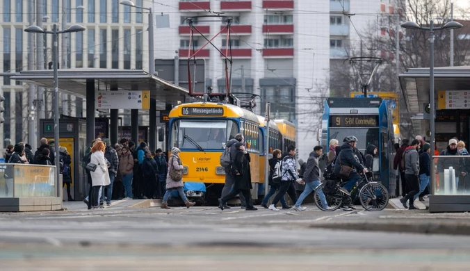 Młodzi Niemcy uciekają na zachód. Niepokojący trend 