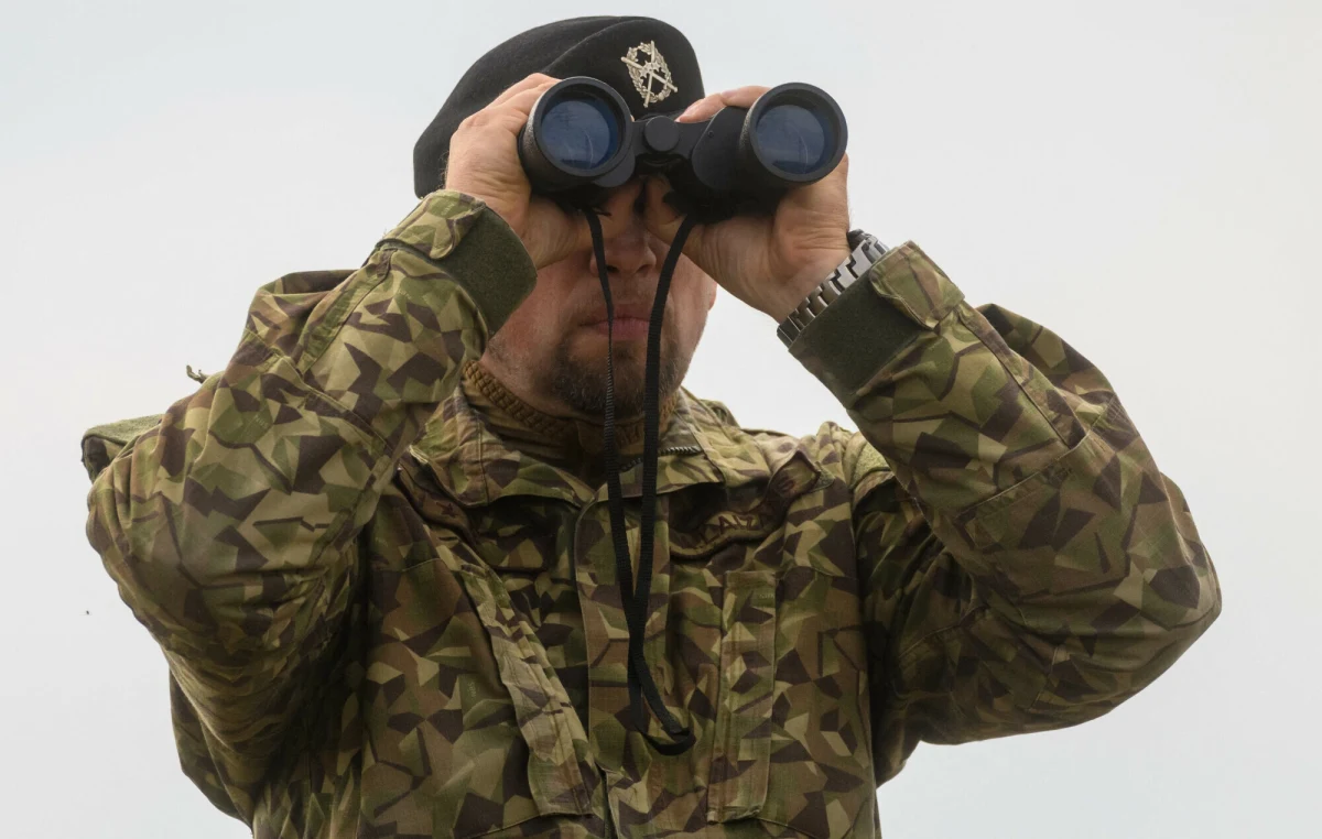 Łotewskie wojsko rozmieściło we wschodniej części swojego kraju, w pobliżu granicy z Rosją, dodatkowe jednostki obrony powietrznej. To bezpośrednia reakcja na incydent z pierwszej połowy września, kiedy na terytorium Łotwy spadł rosyjski dron.