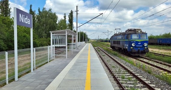 Połączenia kolejowe na trasie między Kielcami a Buskiem-Zdrojem zostaną przywrócone - poinformowała spółka PKP PLK. W przyszłym tygodniu zakończą się prace utrzymaniowe na linii kolejowej Włoszczowice - Busko-Zdrój. 