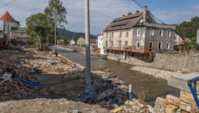 Jedyna podstawówka w Lądku-Zdroju zniszczona. Dzieci będą uczyć się w liceum