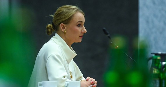 O "kampanii nienawiści opartej na nielegalnych materiałach operacyjnych" mówiła przed komisją śledczą ds. Pegasusa adwokat Dorota Brejza. Żona polityka Koalicji Obywatelskiej Krzysztofa Brejzy opowiadała o "bezprecedensowym" nadużyciu systemu inwigilacji, które dotknęło jej rodzinę. Jej zdaniem, mimo że służby użyły Pegasusa, finalnie nic im to nie dało.