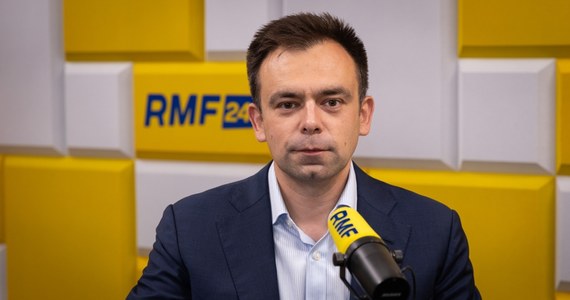 Minister finansów Andrzej Domański będzie gościem Popołudniowej rozmowy w RMF FM. Zapytamy o to, ile zapłacimy za powódź i czy wystarczy na to pieniędzy w budżecie. A może potrzebna będzie nowelizacja?

