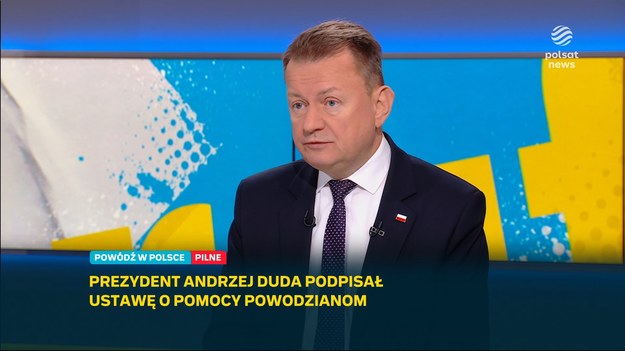 Przewodniczący Klubu Parlamentarnego PiS Mariusz Błaszczak w "Graffiti" skomentował działania rządu Donalda Tuska w sprawie powodzi i podpisanie przez prezydenta specustawy pomocowej.- Nie było współdziałania w tej sprawie w parlamencie. Projekt PiS był szerszy, jeżeli chodzi o pomoc powodzianom - powiedział. Jak dodał, koalicja odrzuciła poprawki opozycji.- Lepszy rydz niż nic. Ale zakładanie, że za 200 tys. złotych można odbudować dom jest kpiną - zaznaczył polityk.Błaszczak podkreślił, że Donald Tusk nie poradził sobie z powodzią. - Pojechał do Wrocławia i przeszkadzał służbom - przekazał.