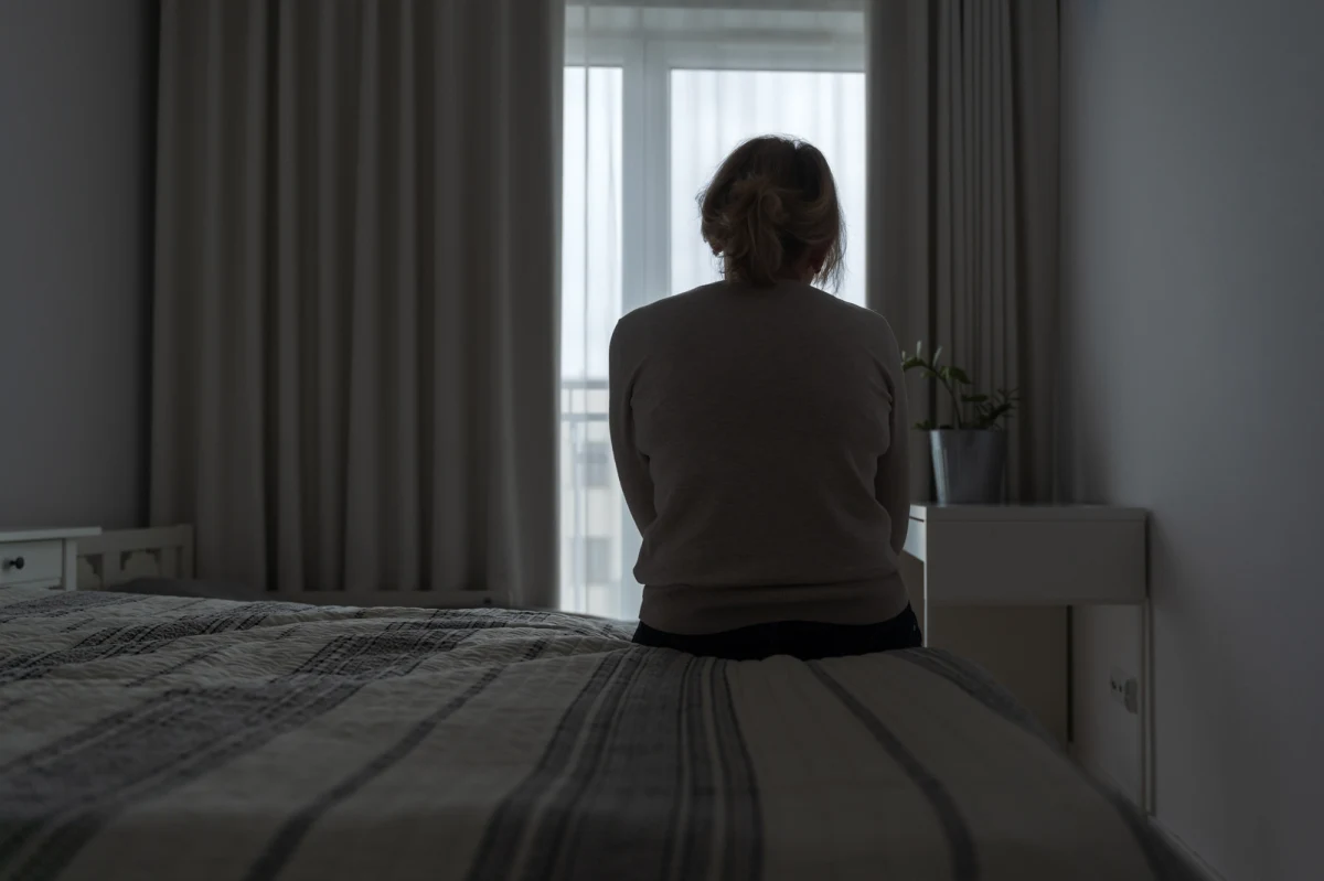 Dożywocie grozi 61-latce, która odpowie za znęcanie się i pobicie 3-miesięcznej wnuczki. W październiku ubiegłego roku dziewczynka z obrażeniami głowy trafiła do szpitala w wielkopolskim Kole. Dziecka nie udało się uratować. Początkowo zarzuty w tej sprawie przedstawiono matce.