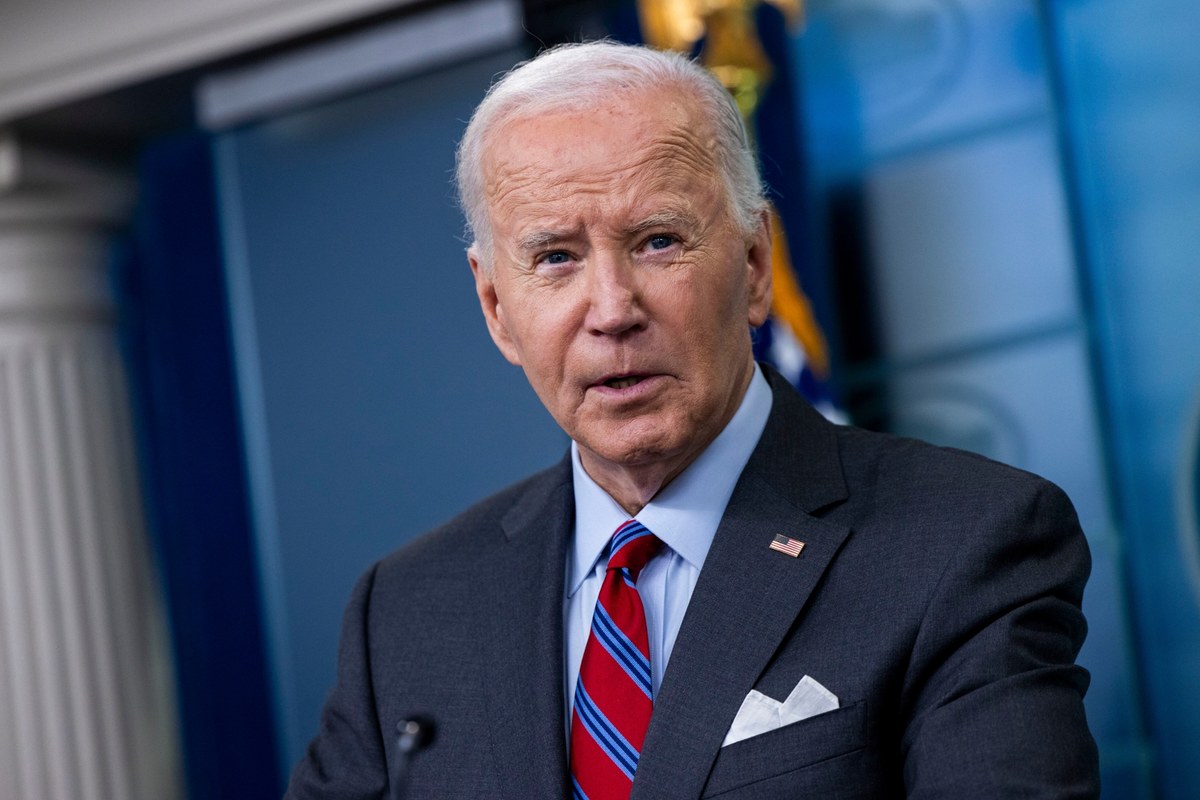 Joe Biden niespodziewanie pojawił się na konferencji w Białym Domu. Prezydent od wielu miesięcy nie pojawiał w sali prasowej. Tym razem przywódca najpotężniejszego mocarstwa na świecie nie miał dobrych wiadomości. Biden przekazał, że jest zaniepokojony zbliżającymi się wyborami prezydenckimi w USA.