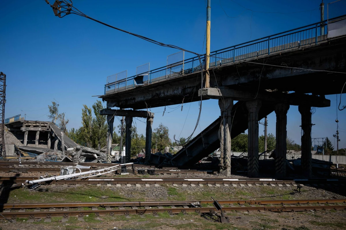 Ponad 20 żołnierzy, w tym sześciu oficerów z Korei Północnej, zginęło w czwartek w ataku rakietowym na okupowanych przez Rosję terenach w pobliżu Doniecka, na południowym wschodzie Ukrainy - poinformowała agencja Interfax-Ukraina za źródła w wywiadzie wojskowym.