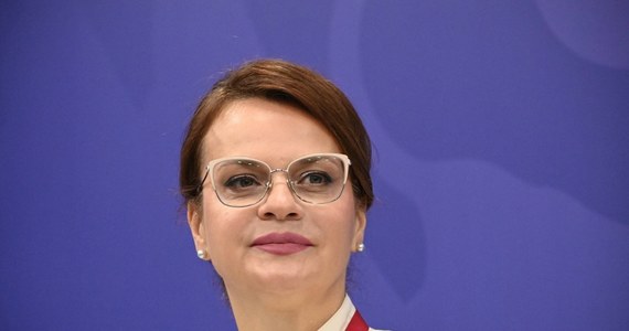 Niezależny rosyjski portal Nastojaszczeje Wriemia poinformował, że Władimir Putin awansował wiceministra obrony Annę Cywilową do stopnia radcy państwowego trzeciego stopnia służby cywilnej. Odpowiada to rosyjskiej randze generała majora. Co ważne, media wskazują, że Cywilowa jest spokrewniona z przywódcą z Kremla.