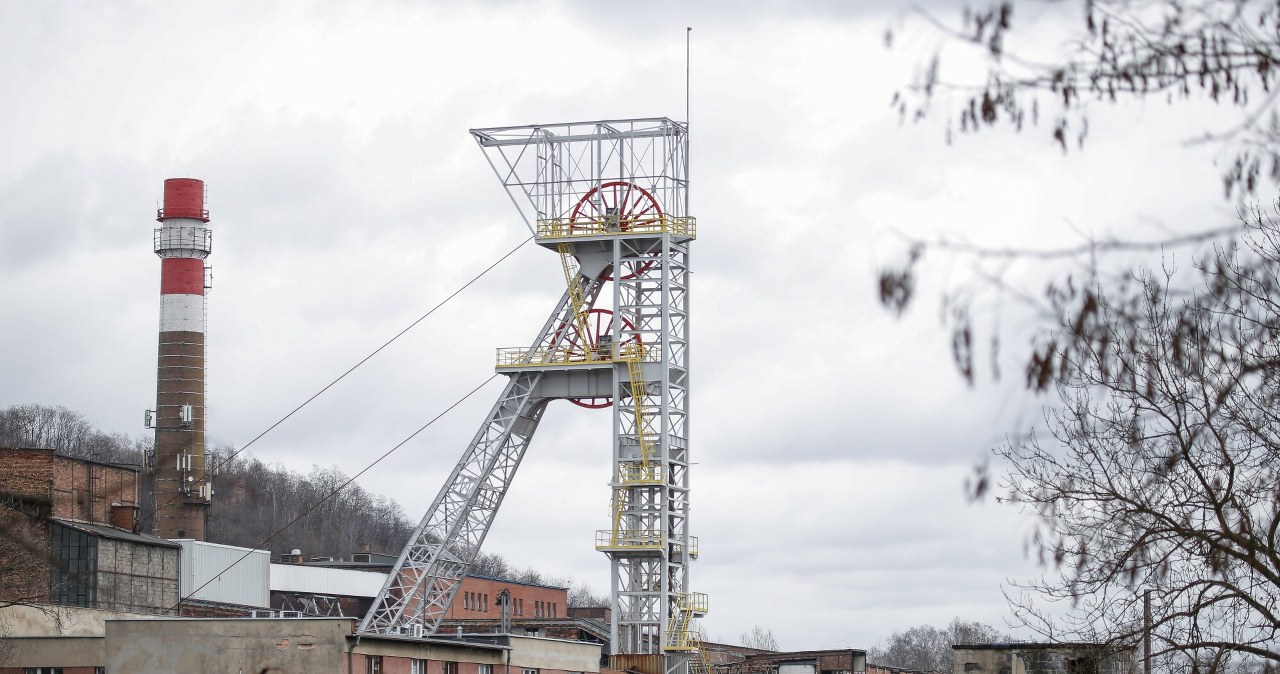 NIK alarmuje: Polskie kopalnie zagrożone miliardowymi karami