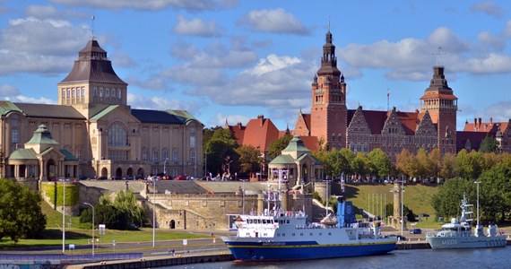 ​Ruch statków wraca powoli na Odrę. W związku z falą powodziową na rzece był wprowadzony zakaz żeglugi. Poziom wody opada, a obostrzenia są stopniowo wycofywane.