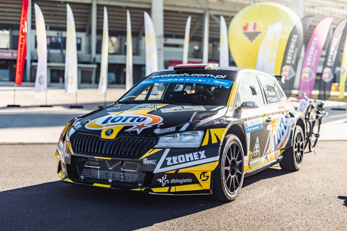 14 odcinków specjalnych, w tym dwa wieczorne w sercu Metropolii GZM, 180 km walki o tytuł mistrzów Europy i Polski, 220 zawodników z 13 krajów i trzy dni rywalizacji, przez które oczy całego rajdowego świat będą zwrócone na województwo śląskie. Rajd Śląska - wielki finał mistrzostw Starego Kontynentu i krajowego czempionatu już w najbliższy weekend - od 11 do 13 października. 