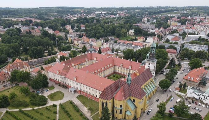 Wierni wspominają świętą Jadwigę. To patronka jednego regionu Polski 