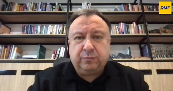 "Putin nie chce rozejmu, chce walczyć dalej. Nie ma na ten temat żadnych rozmów" - mówi Mykoła Kniażycki w internetowym Radiu RMF24. Nasz dziennikarz Piotr Salak rozmawiał z deputowanym Rady Najwyższej Ukrainy na temat planów pokojowych Ukrainy. 